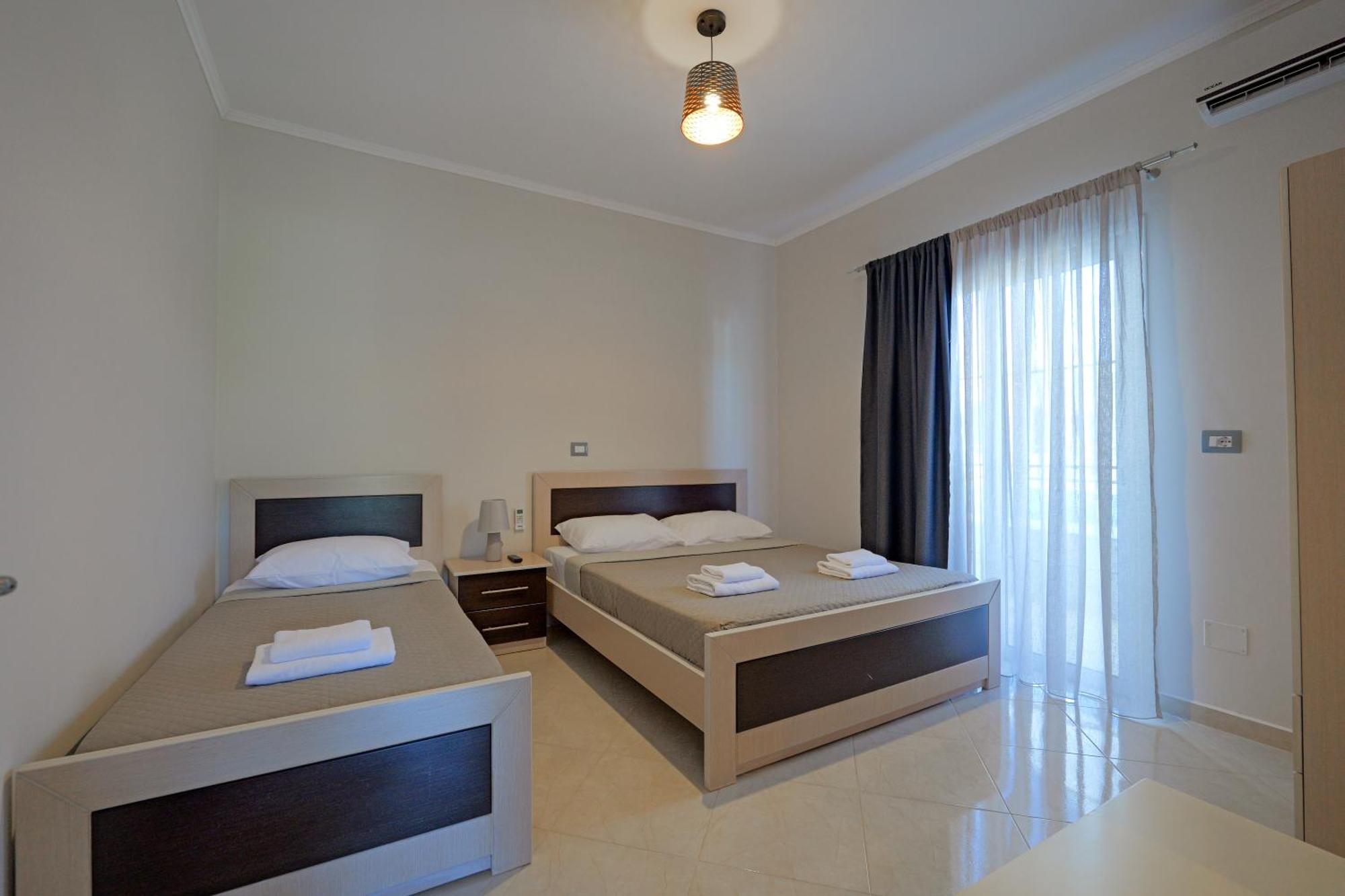 Hotel Deja Vu Ксамил Номер фото