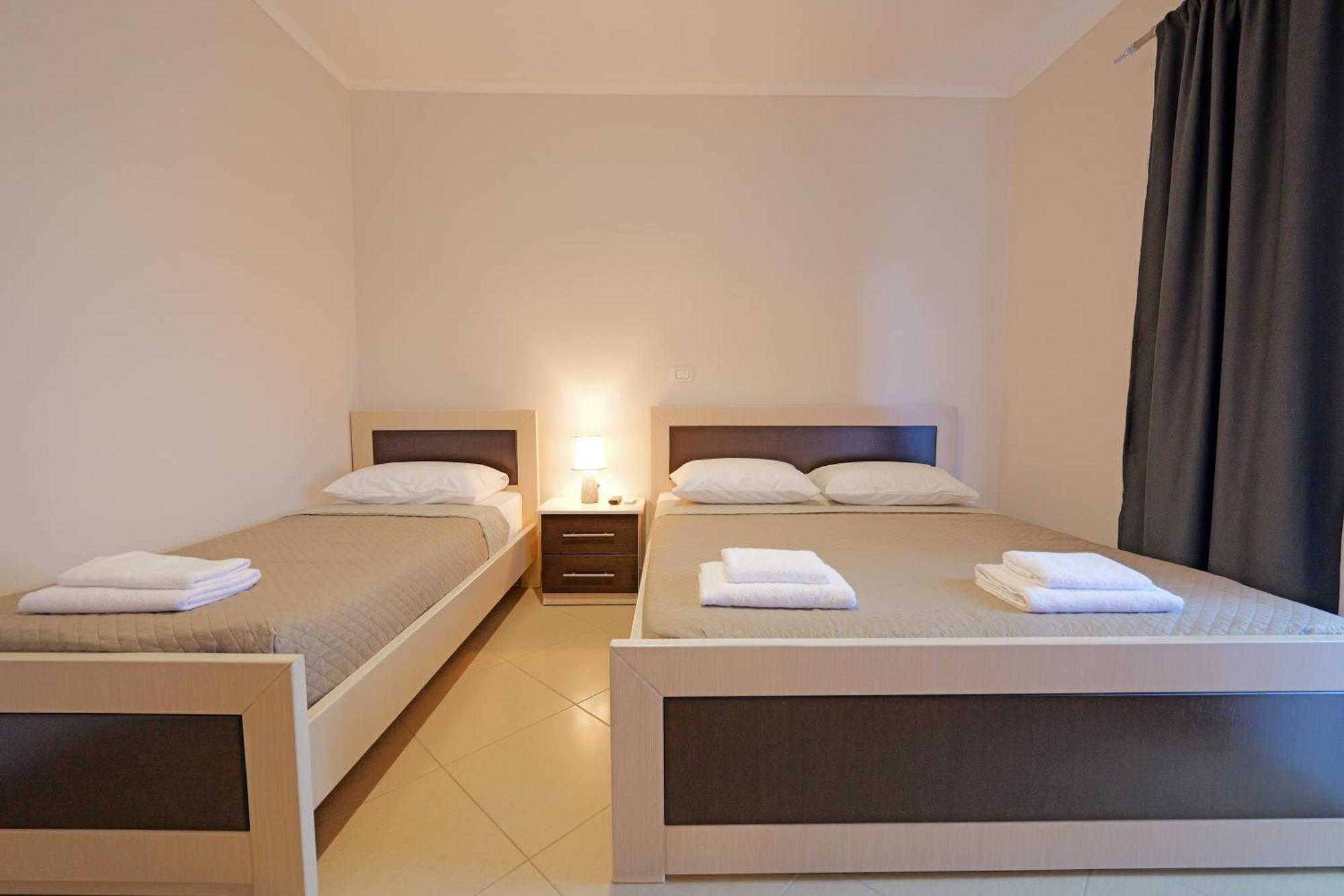 Hotel Deja Vu Ксамил Номер фото